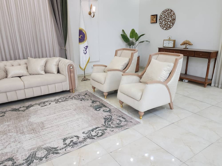 مبل تک راحتی